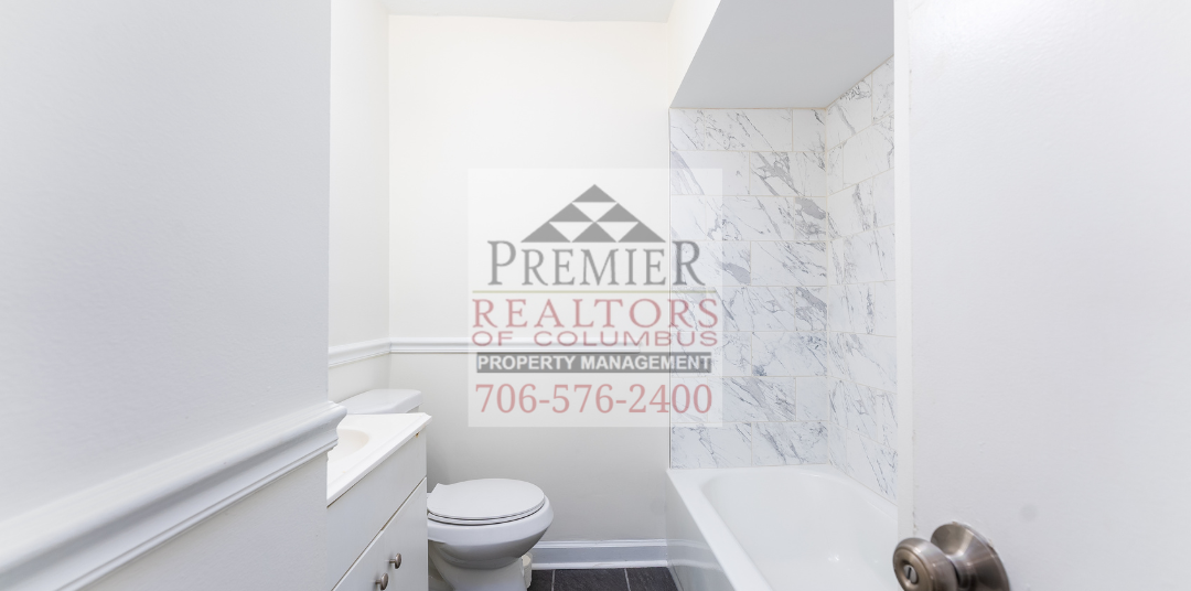 4702 Harbin Street - 1 property image