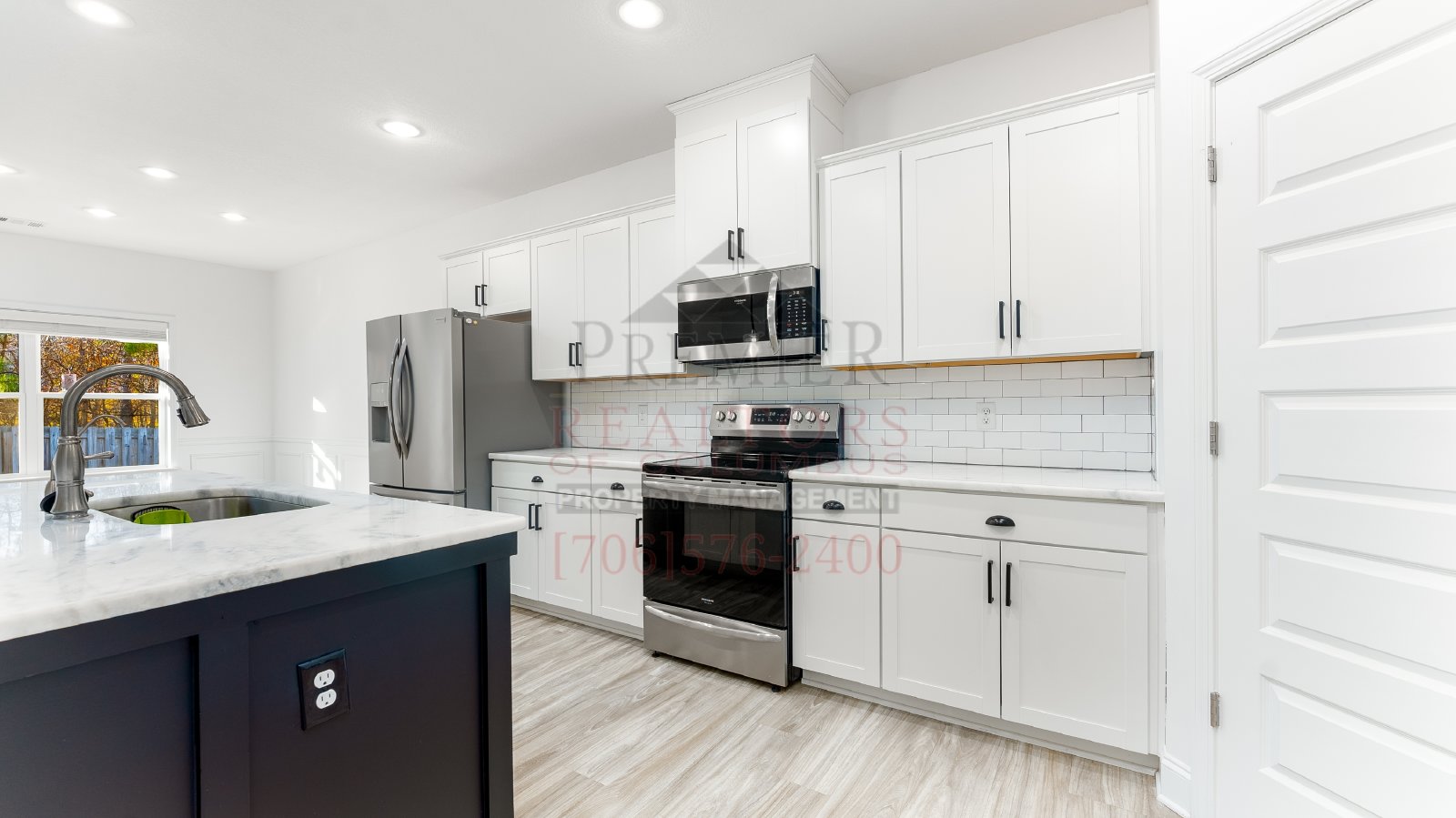 9825 North Ivy Park Drive - 1 property image