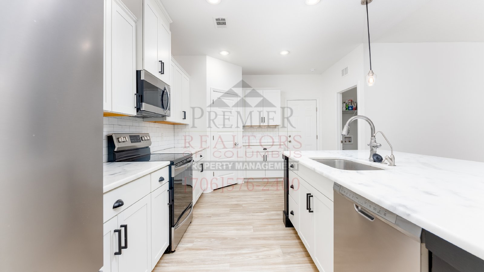 9825 North Ivy Park Drive - 1 property image