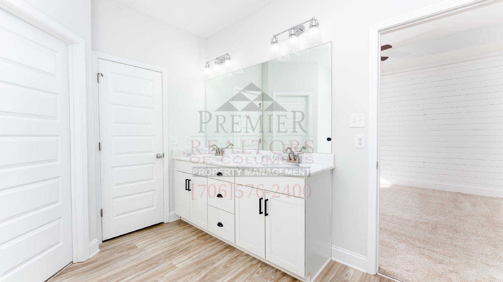 9825 North Ivy Park Drive - 1 property image