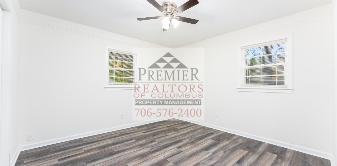 4702 Harbin Street - 1 property image