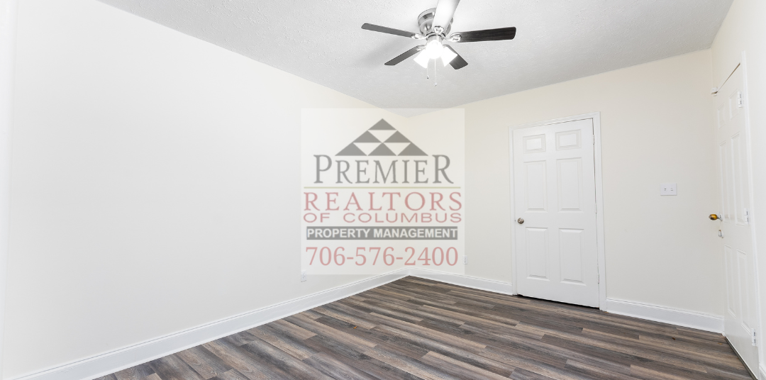 4702 Harbin Street - 1 property image