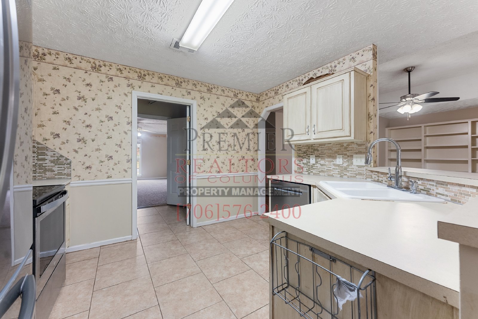 6009 North Pointe Drive - 1 property image