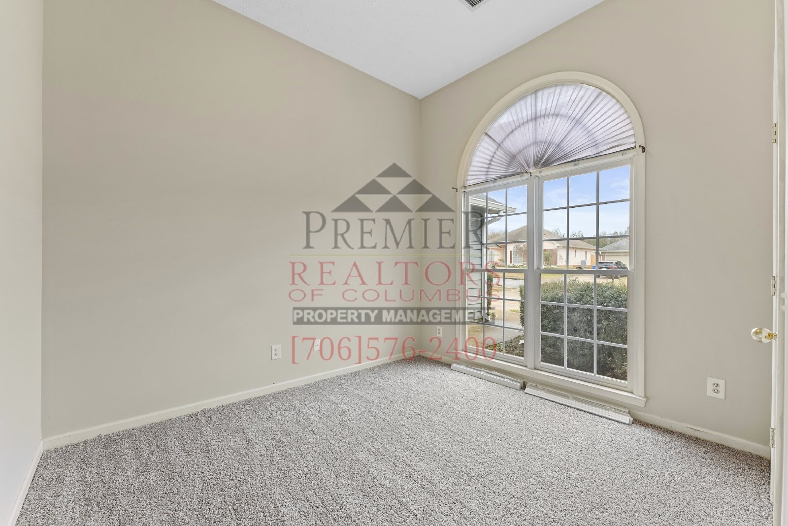 6009 North Pointe Drive - 1 property image