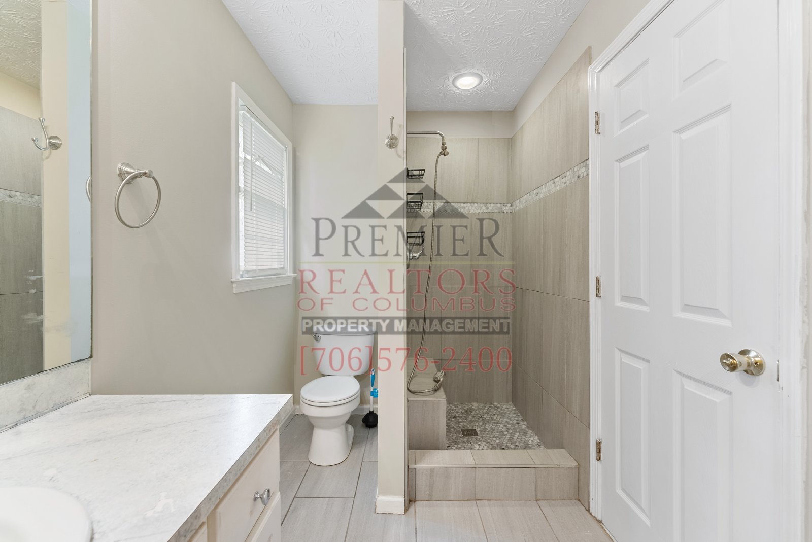 6009 North Pointe Drive - 1 property image