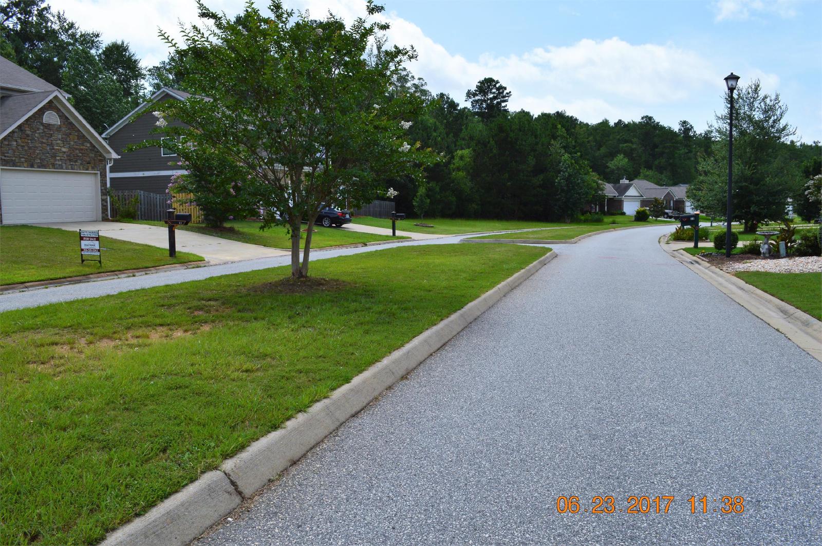 8 Lincolnshire Lane - 1 property image