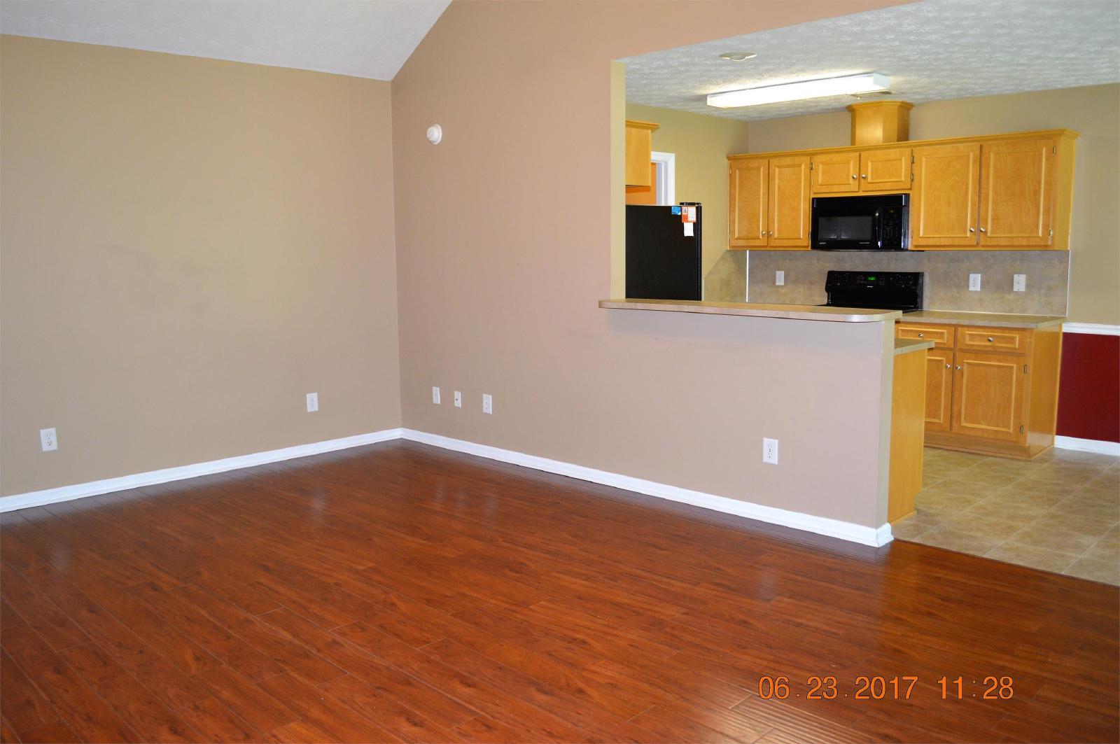 8 Lincolnshire Lane - 1 property image