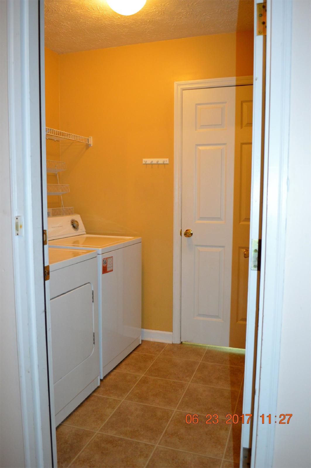 8 Lincolnshire Lane - 1 property image