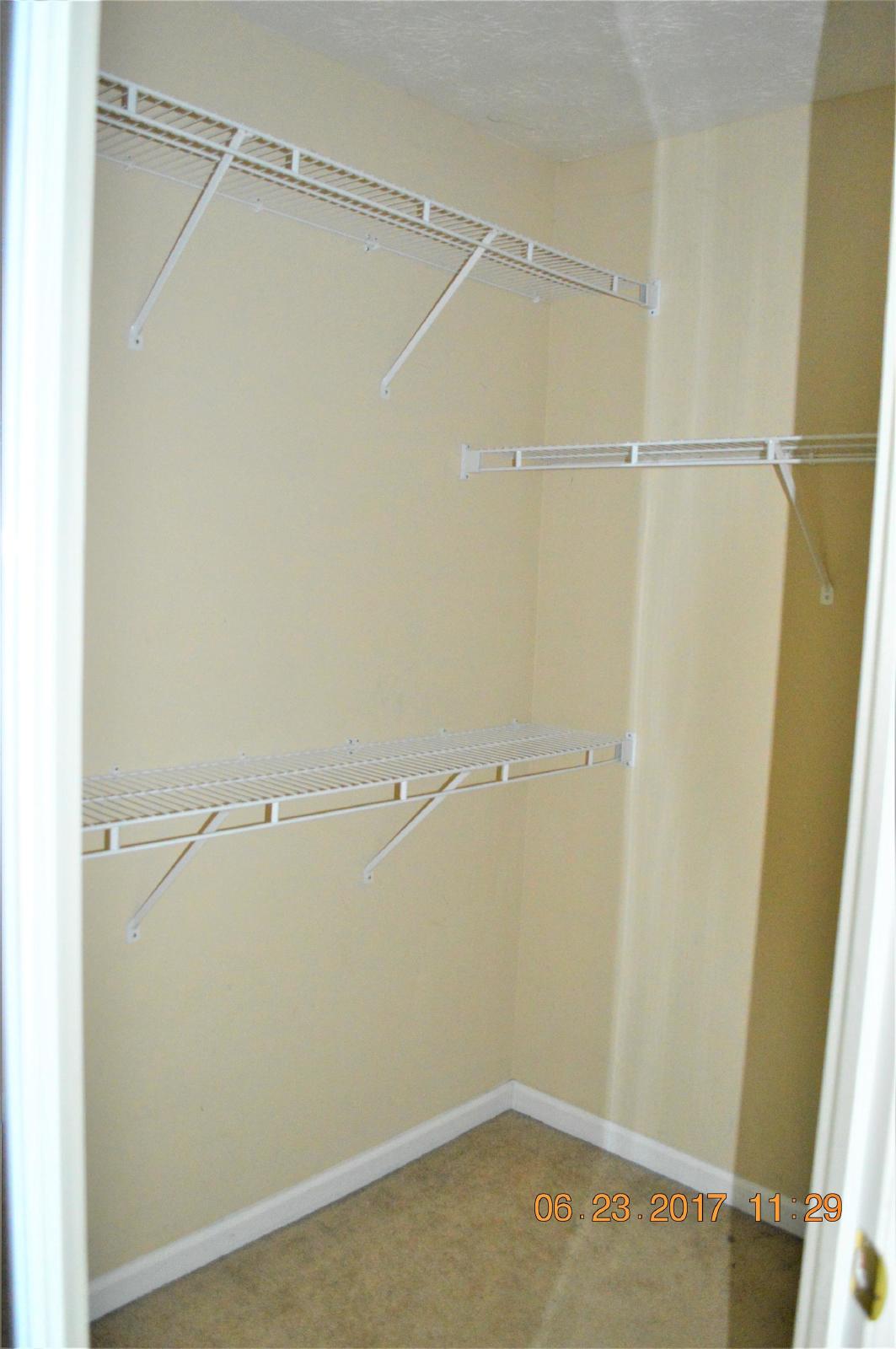 8 Lincolnshire Lane - 1 property image