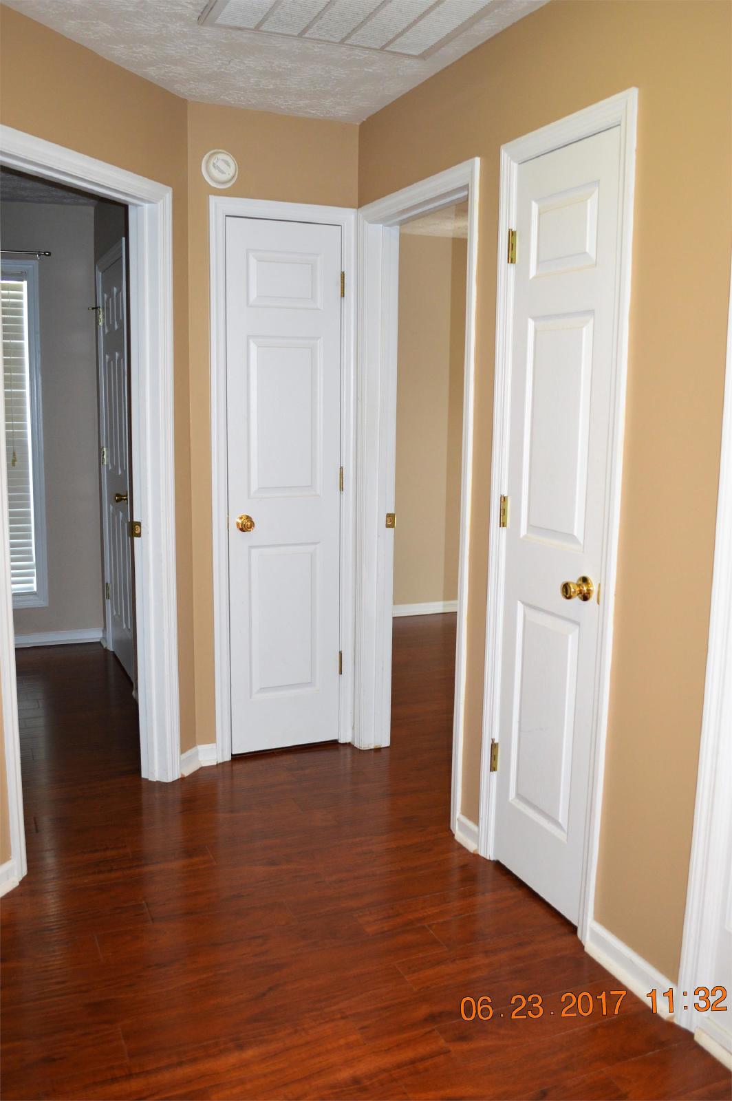 8 Lincolnshire Lane - 1 property image