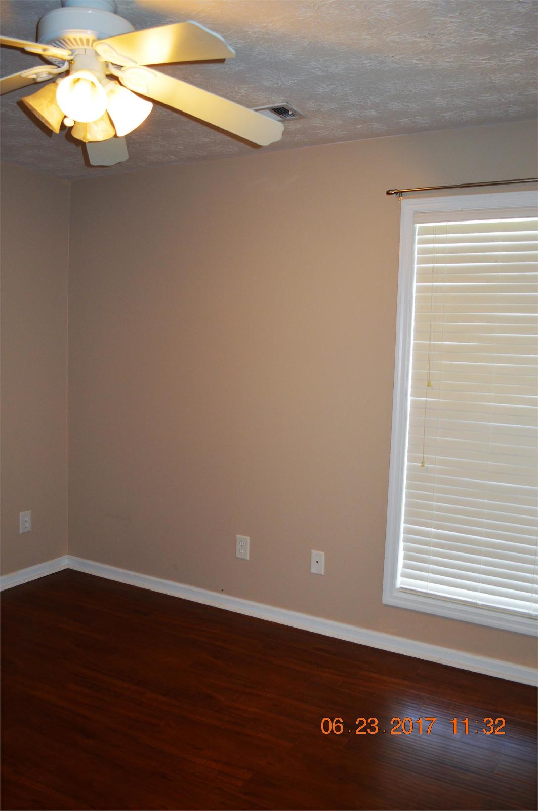 8 Lincolnshire Lane - 1 property image