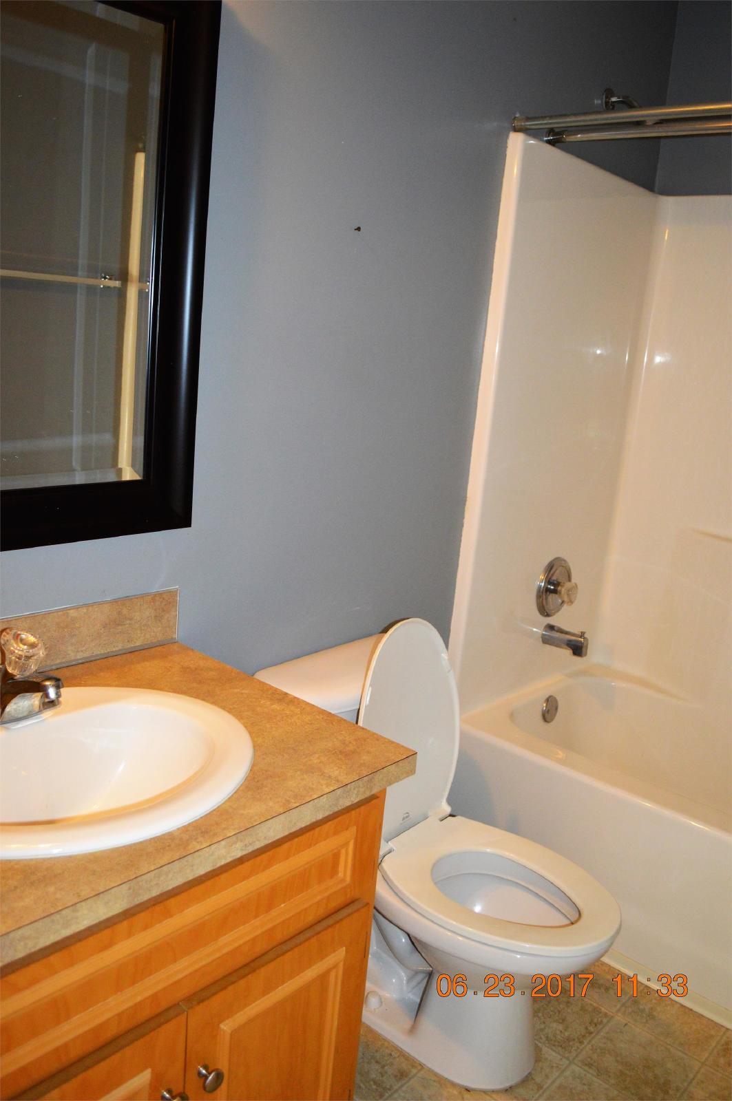 8 Lincolnshire Lane - 1 property image