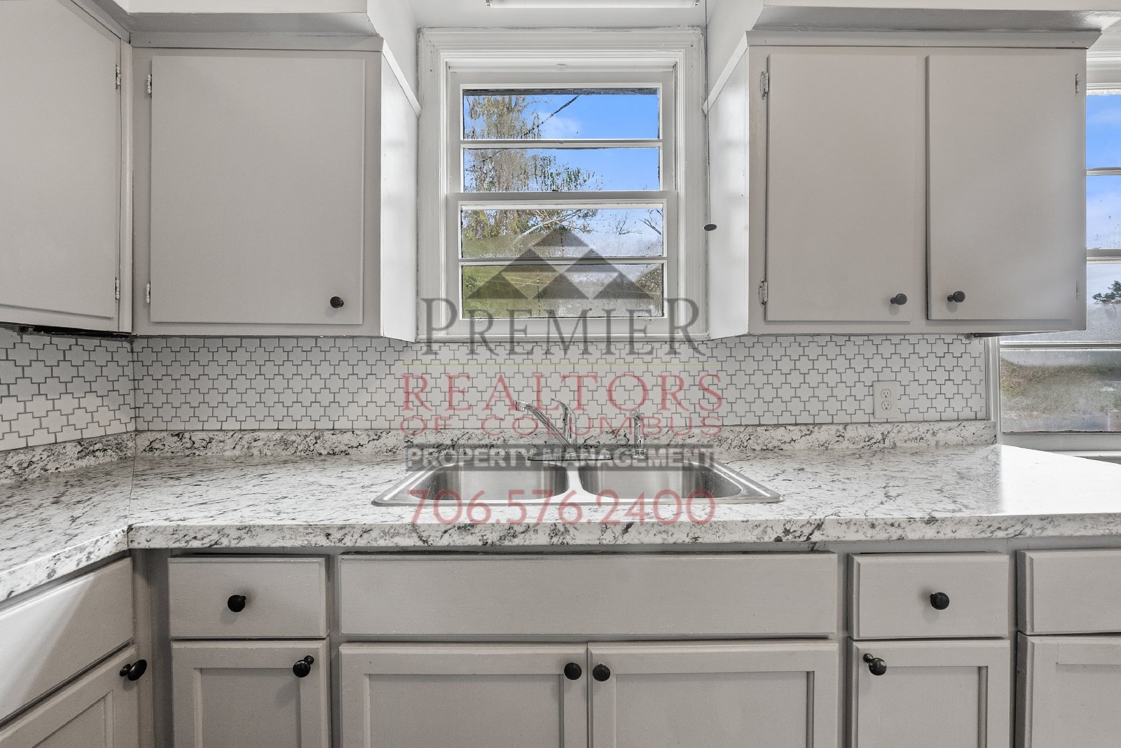 3322 10th St. - 1 property image