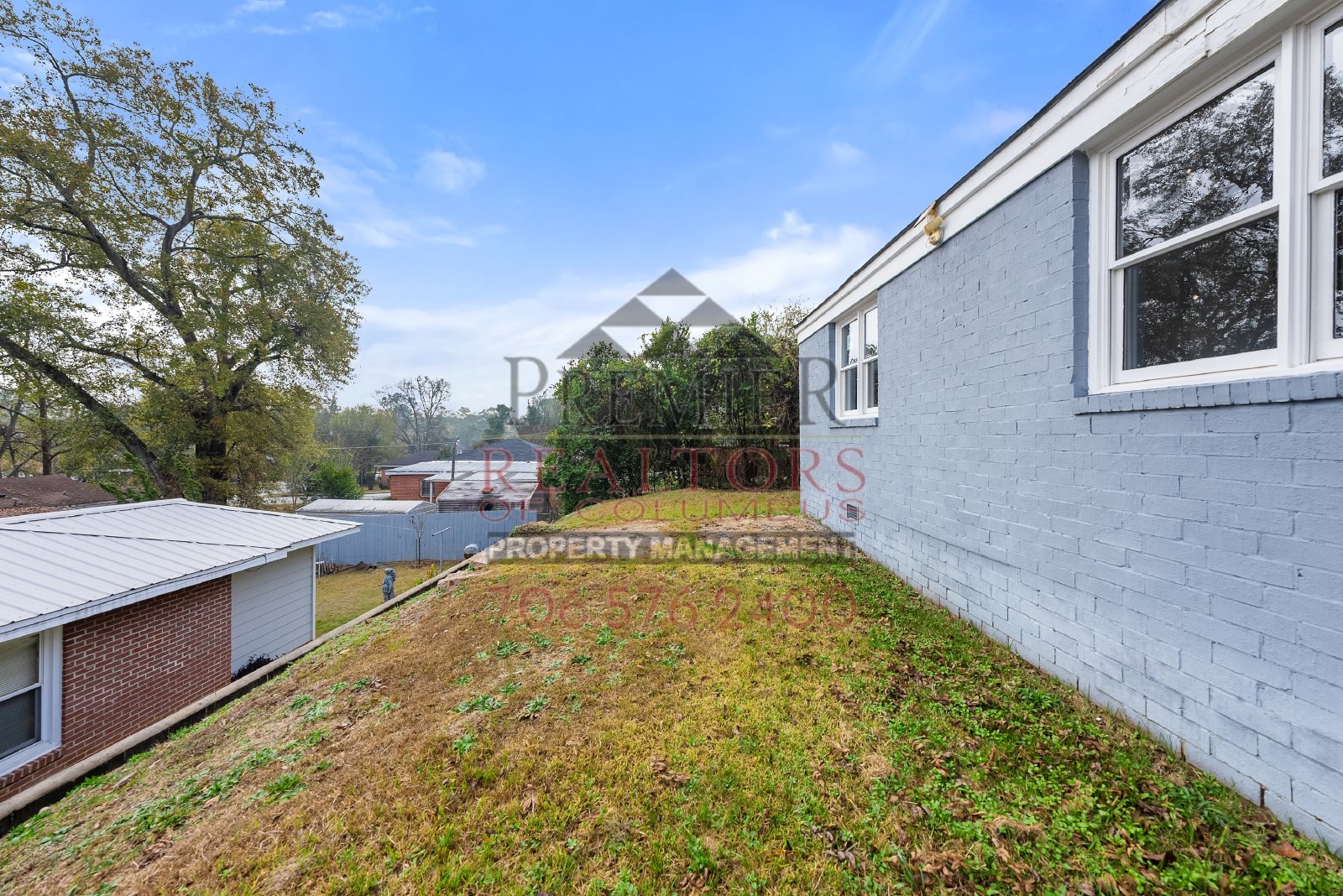 3322 10th St. - 1 property image