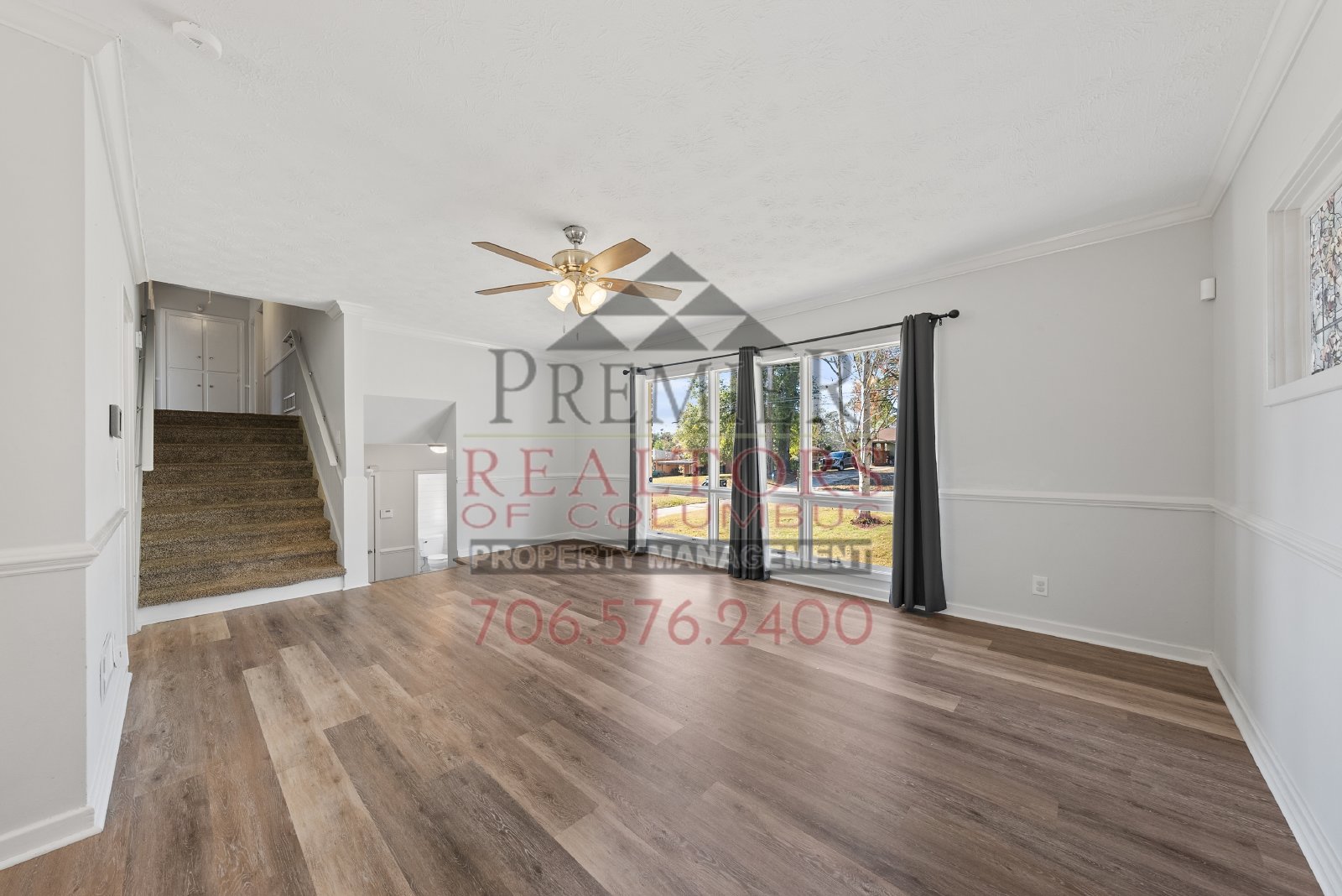 386 Victoria Drive - 1 property image