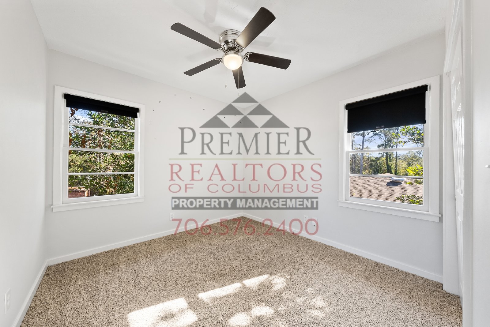 386 Victoria Drive - 1 property image