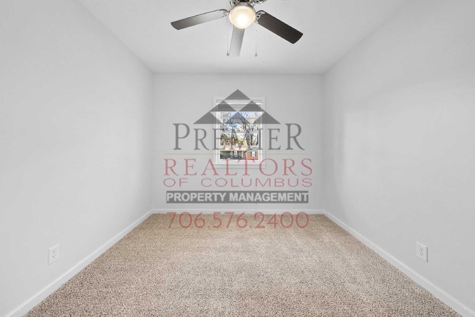 386 Victoria Drive - 1 property image