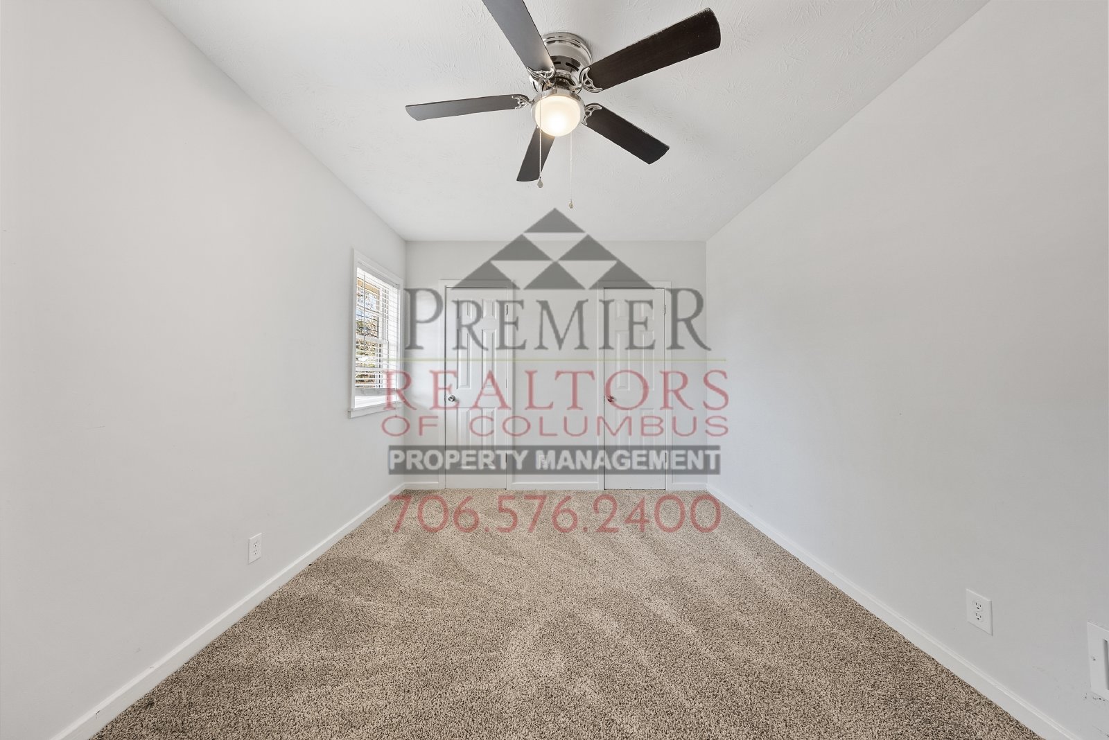 386 Victoria Drive - 1 property image