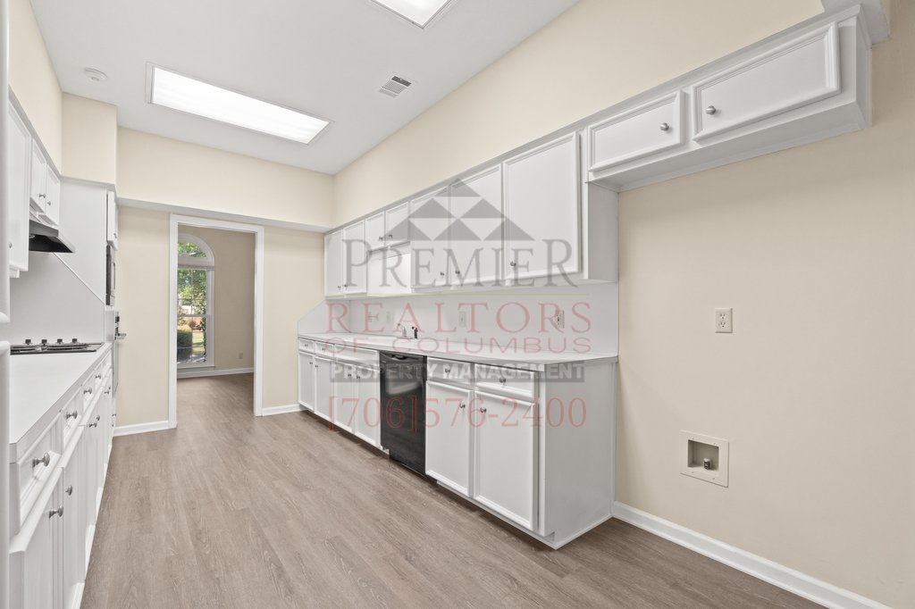 6157 Bristol Boulevard - 1 property image