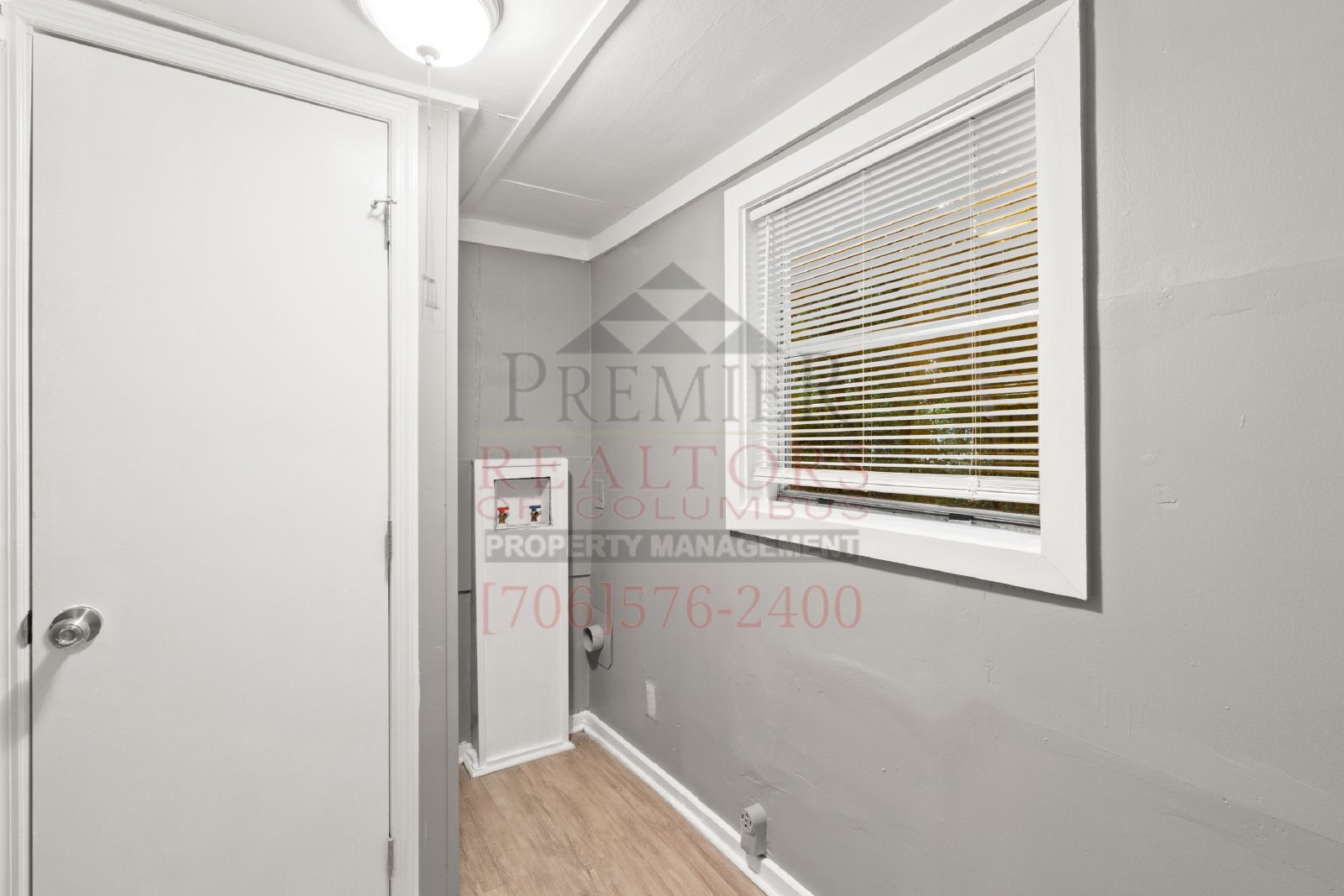 617 32nd St. - 1 property image
