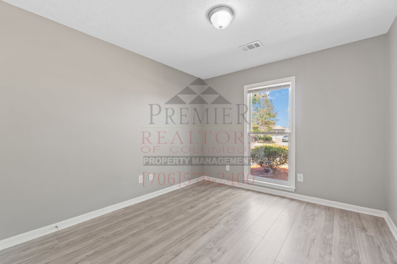 3420 Flintlock Drive - 1 property image