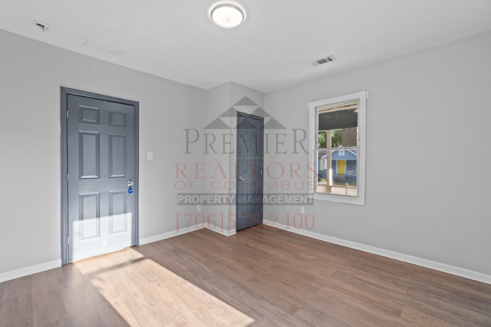 615 32nd St. - 1 property image