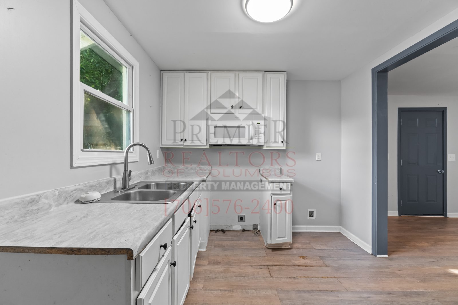 615 32nd St. - 1 property image