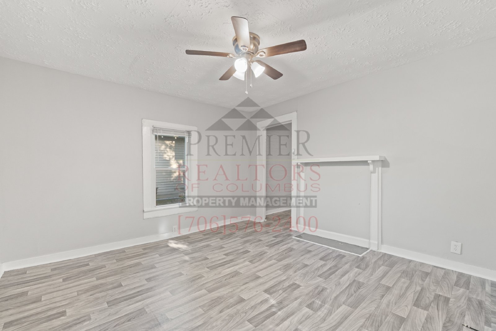 608 32nd St. - 1 property image
