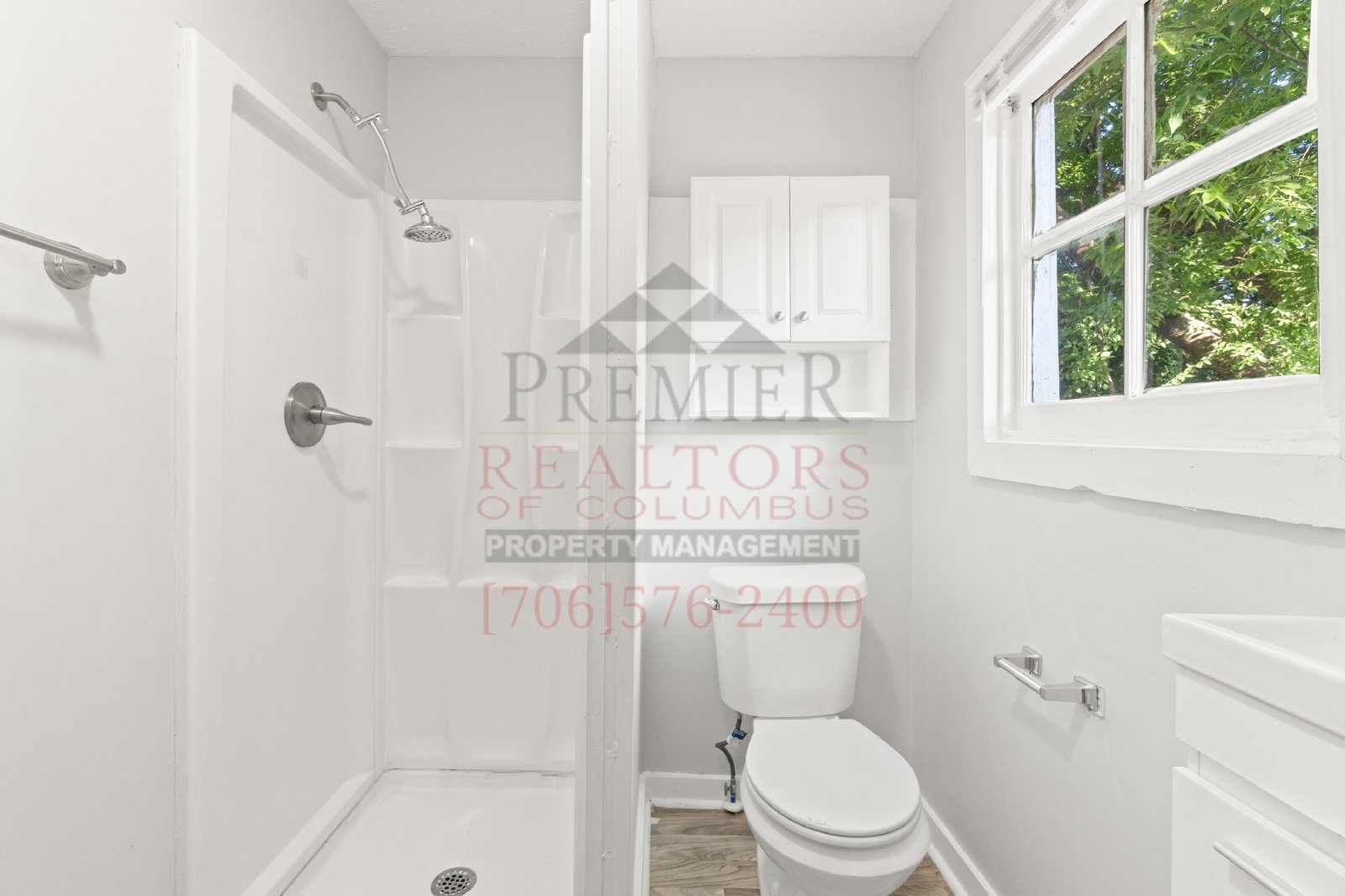 608 32nd St. - 1 property image