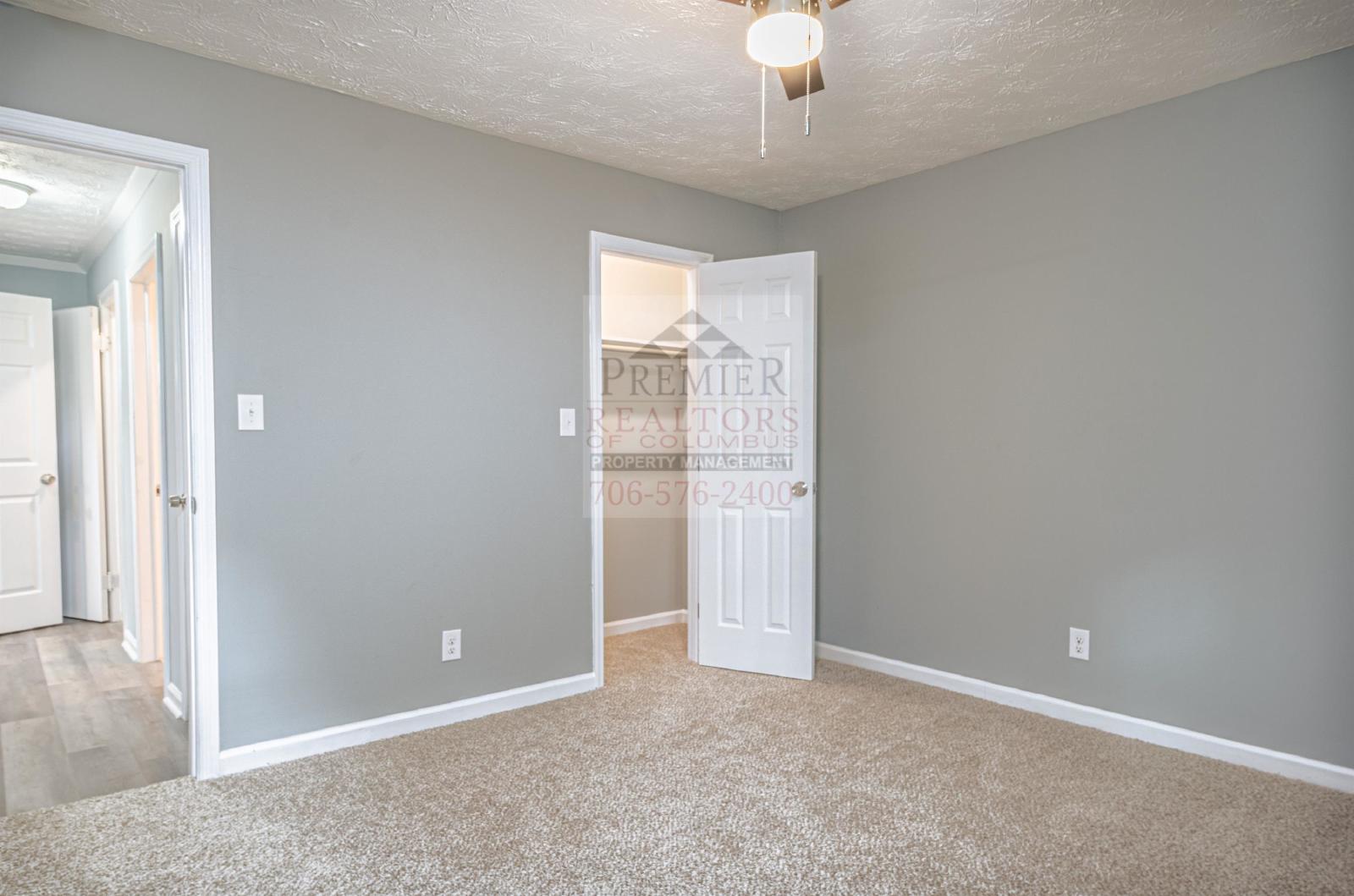 5724 Sanford Avenue - 1 property image