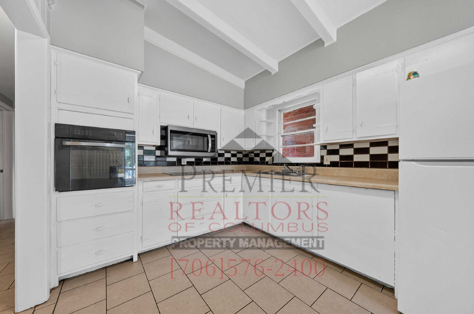 2468 Walker St. - 1 property image