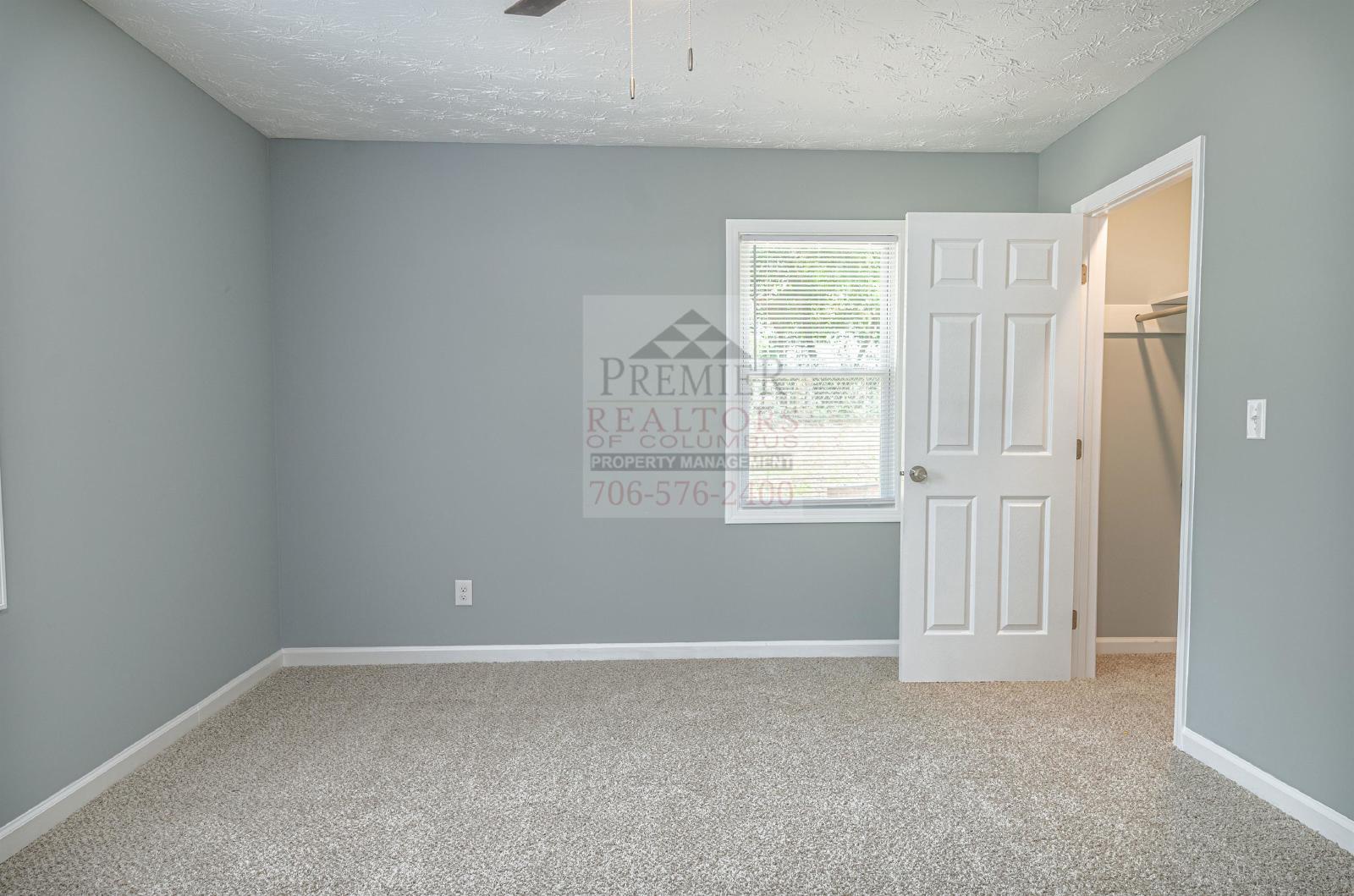 5724 Sanford Avenue - 1 property image